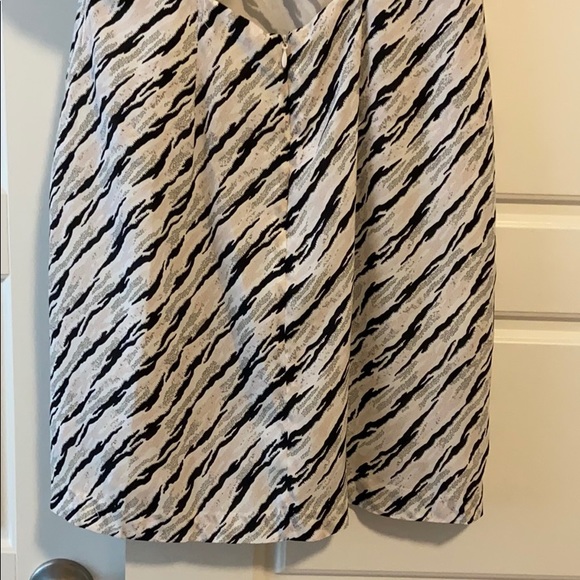 Bcbg open back white and black minidress - Picture 9 of 12